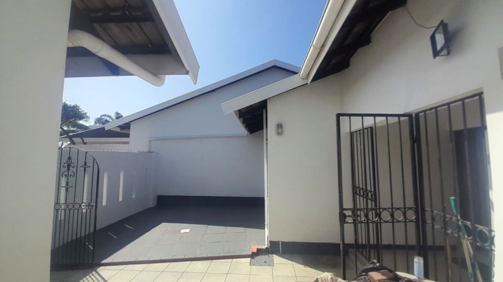 Townhouse for sale in Port Shepstone, Port Shepstone - 1PSH1697148