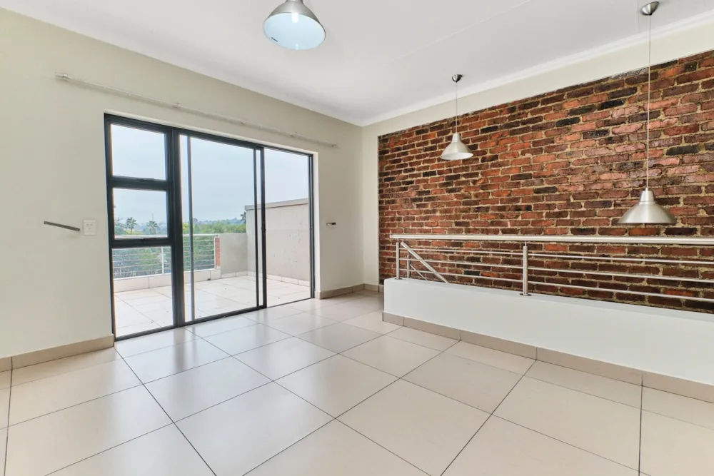Double-storey apartment sold in Rivonia - HP1698192 Double-storey apartment sold in Rivonia - HP1698192