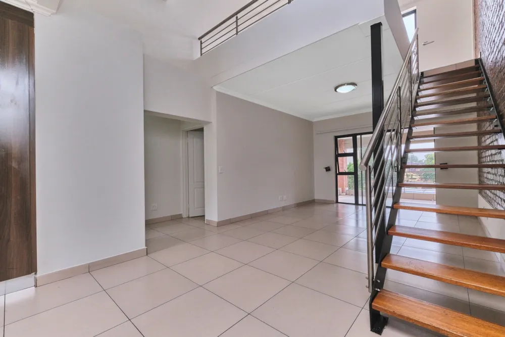 Double-storey apartment sold in Rivonia - HP1698192 Double-storey apartment sold in Rivonia - HP1698192