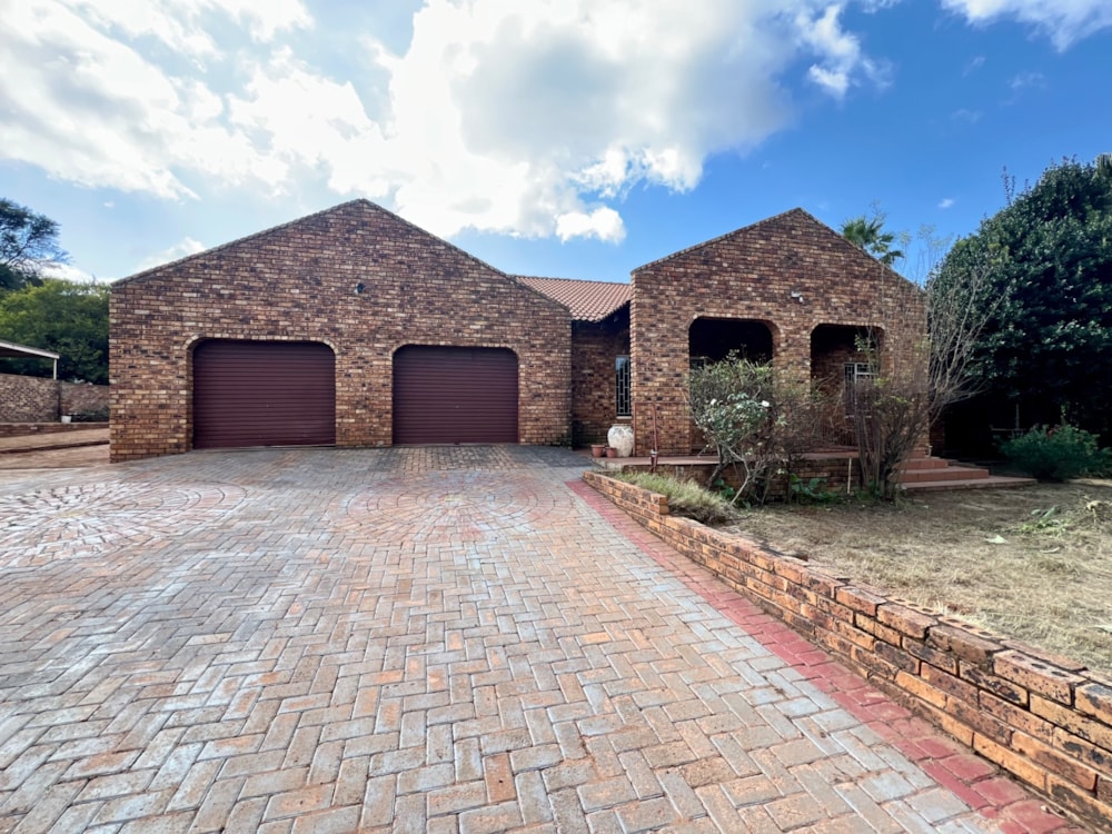 House for sale in Bronkhorstbaai - PRN1735975 House for sale in Bronkhorstbaai - PRN1735975