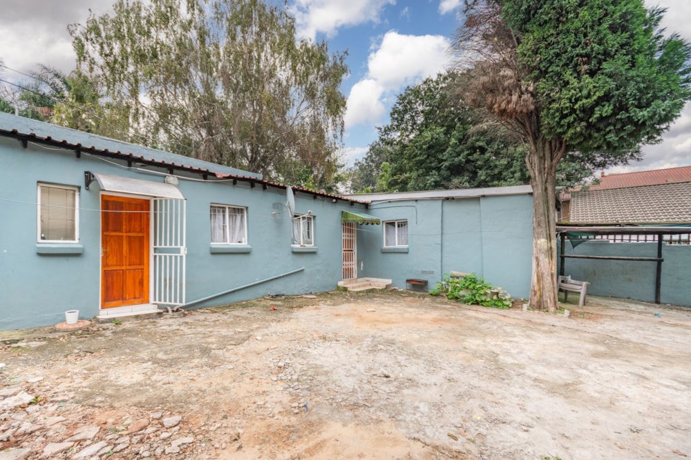 House for sale in Westdene, Johannesburg - GRE1697232 House for sale in Westdene, Johannesburg - GRE1697232