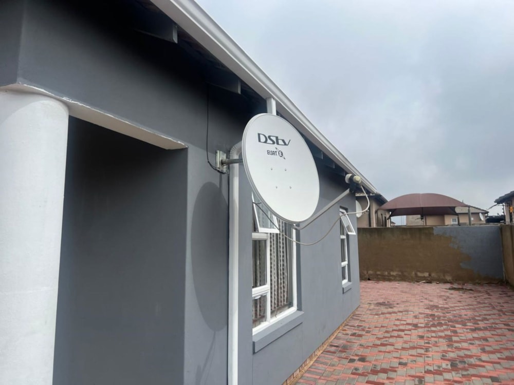 House for sale in Crystal Park - EN1697549