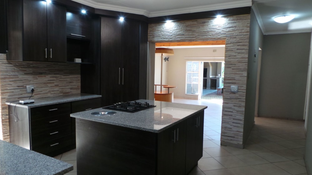 House for sale in Sunair Park - 1BJ1697414 House for sale in Sunair Park - 1BJ1697414