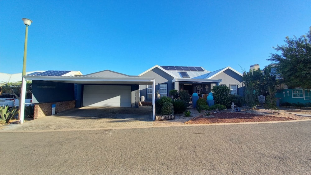 House for sale in Wesbank, Oudtshoorn - 1OU1697591 House for sale in Wesbank, Oudtshoorn - 1OU1697591