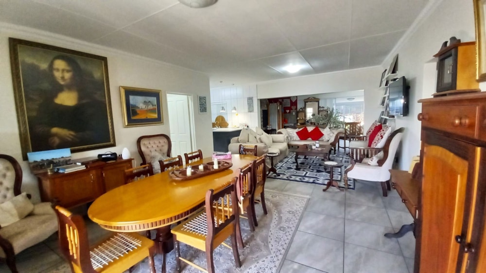 House for sale in Wesbank, Oudtshoorn - 1OU1697591 House for sale in Wesbank, Oudtshoorn - 1OU1697591