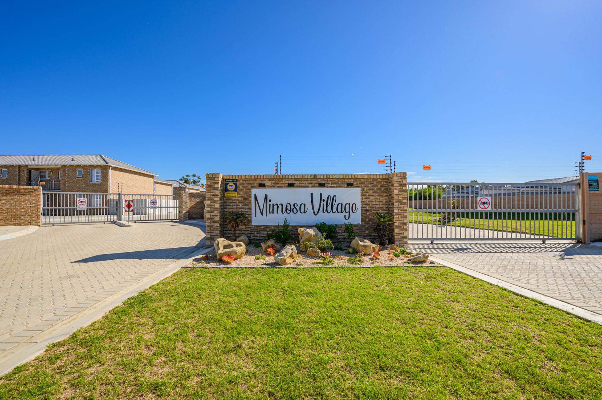 Townhouse for sale in Fairview, Port Elizabeth, Gqeberha - 1PLZ1697467