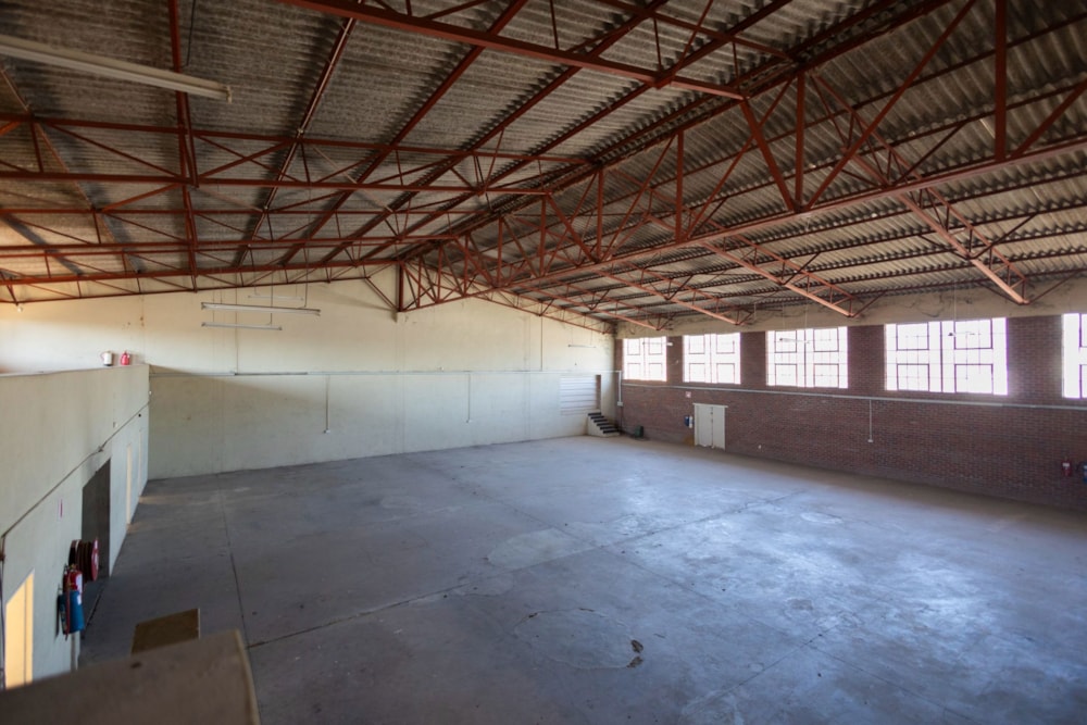 Commercial industrial property for sale in Msasa, Zimbabwe - 3ZB1697476 Commercial industrial property for sale in Msasa, Zimbabwe - 3ZB1697476