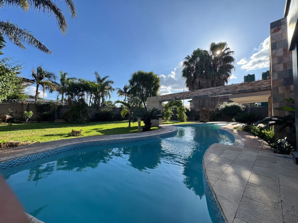 Commercial Building to rent in Rhodespark, Zambia - 3ZA1697527 Commercial Building to rent in Rhodespark, Zambia - 3ZA1697527