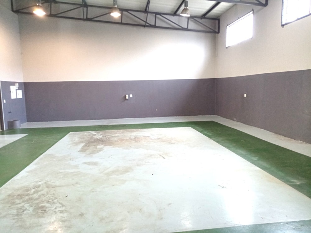 Commercial Building to rent in Waterval East - 1RU1697543