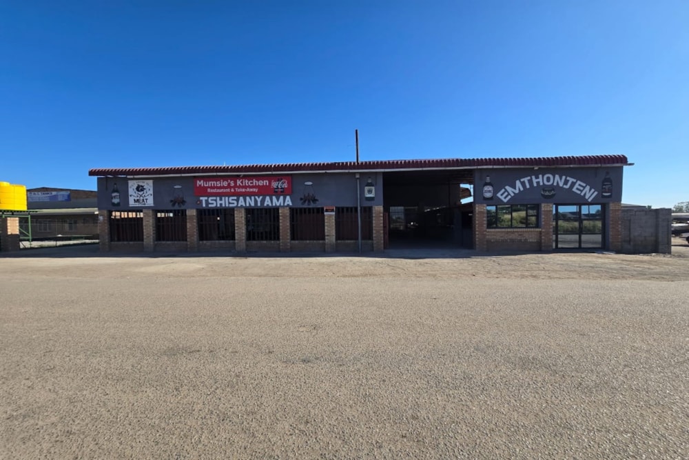 Commercial Building for sale in Bulawayo, Zimbabwe - 3ZB1697512