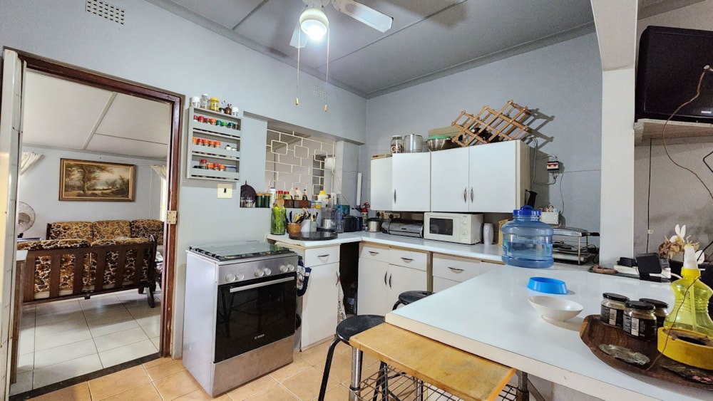 House for sale in Sunwich Port, Port Shepstone - 1PSH1698083