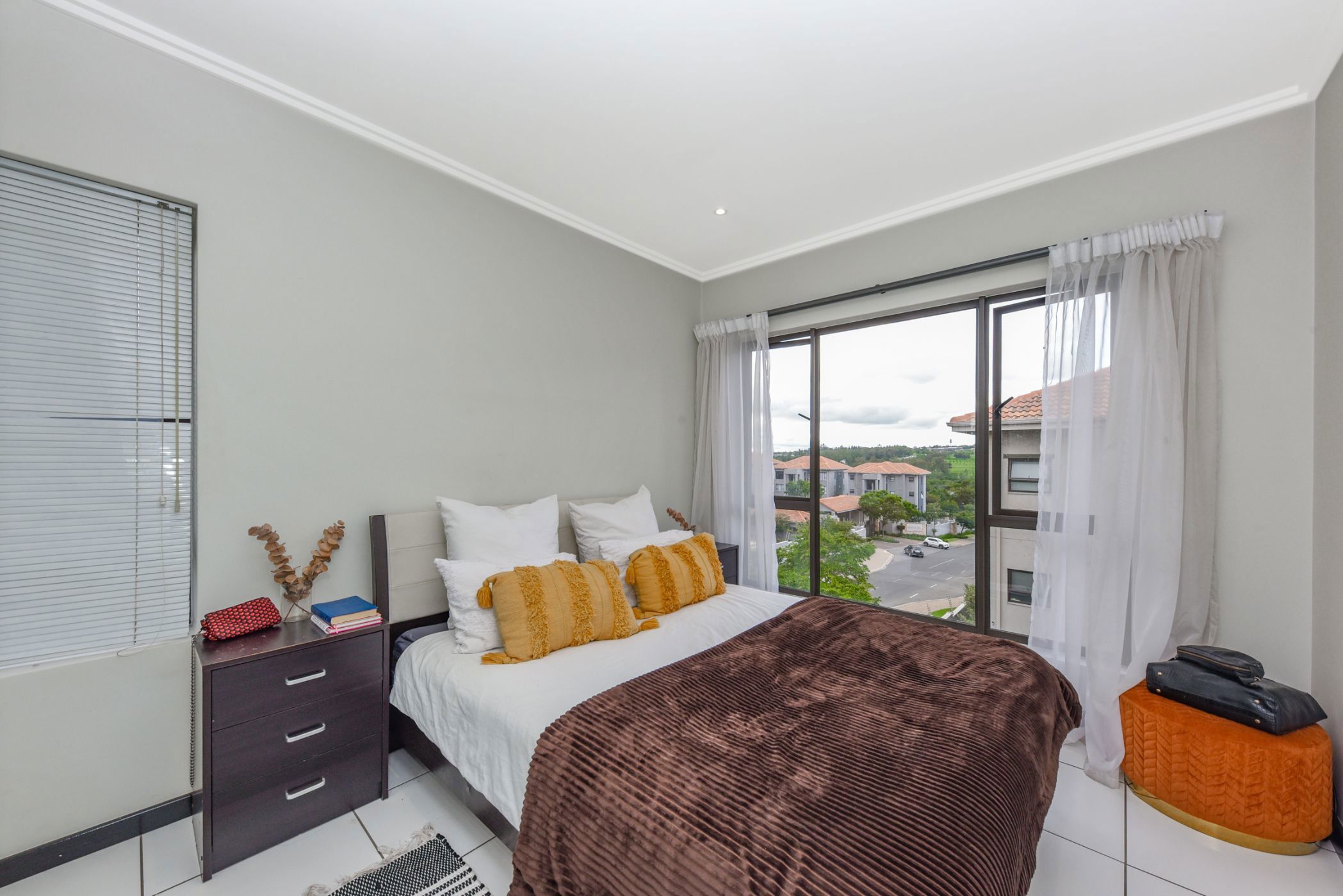Apartment let in Lonehill - FYL1697554