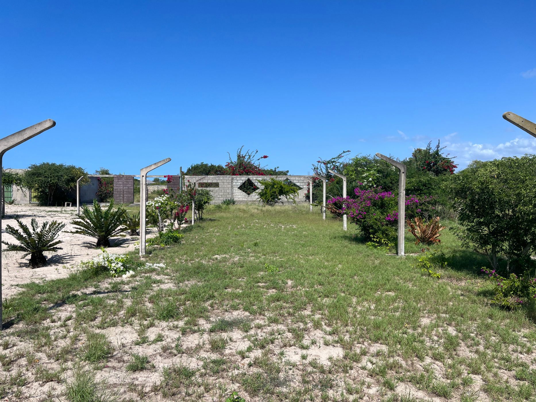 Garden cottage for sale in Praia de Macaneta, Mozambique - 3MQ1697593