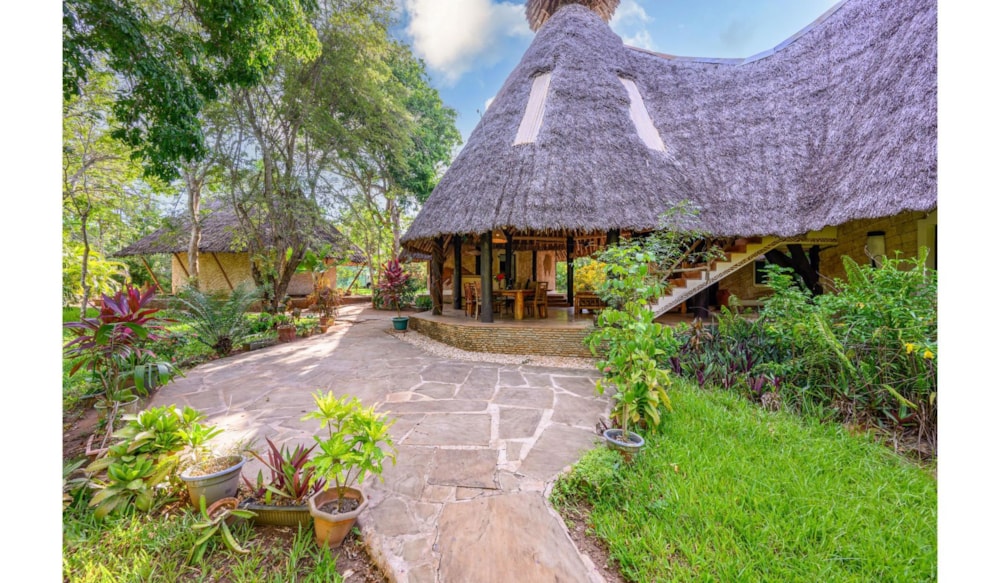 House for sale in Galu, Kenya - 3KE1697620 House for sale in Galu, Kenya - 3KE1697620