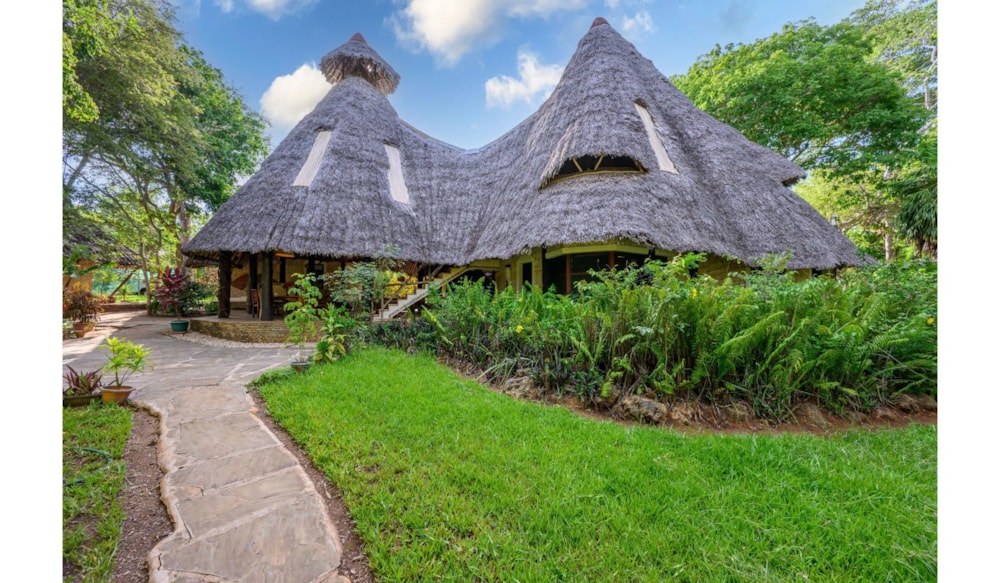 House for sale in Galu, Kenya - 3KE1697620 House for sale in Galu, Kenya - 3KE1697620