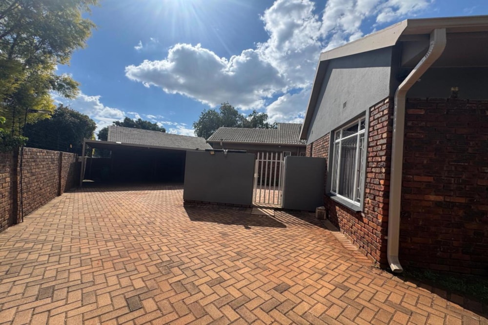 House sold in Kanonkop, Middelburg, Mpumalanga - 1MD1697636