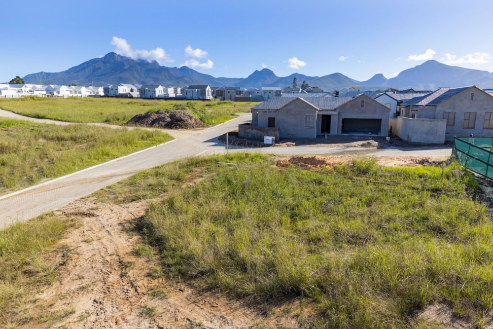 Residential vacant land for sale in Kraaibosch Park - GEO1698021 Residential vacant land for sale in Kraaibosch Park - GEO1698021