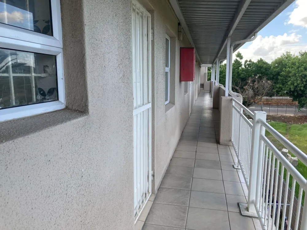 Apartment let in Klipkop, Parow - 1AH1726700 Apartment let in Klipkop, Parow - 1AH1726700