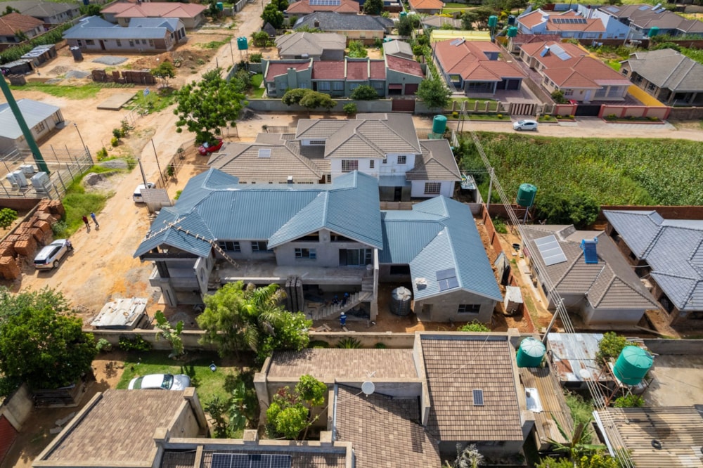 Double-storey cluster for sale in Zimre Park, Zimbabwe - 3ZB1697754
