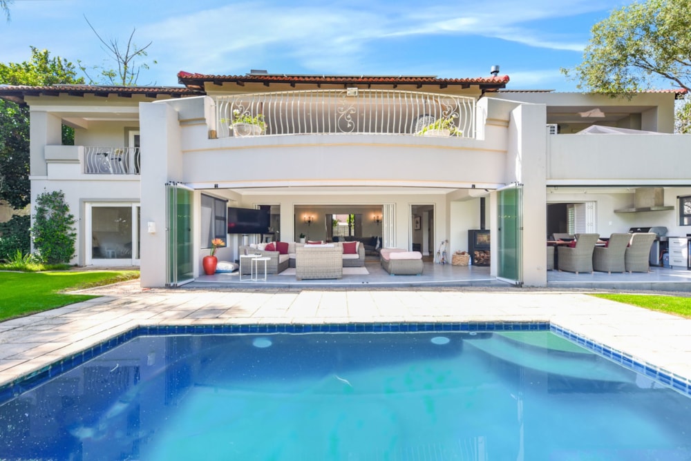 Double-storey cluster let in Bryanston - JBL1697787 Double-storey cluster let in Bryanston - JBL1697787