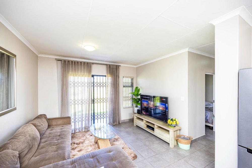 Apartment for sale in Kidds Beach - 1EZ1697864