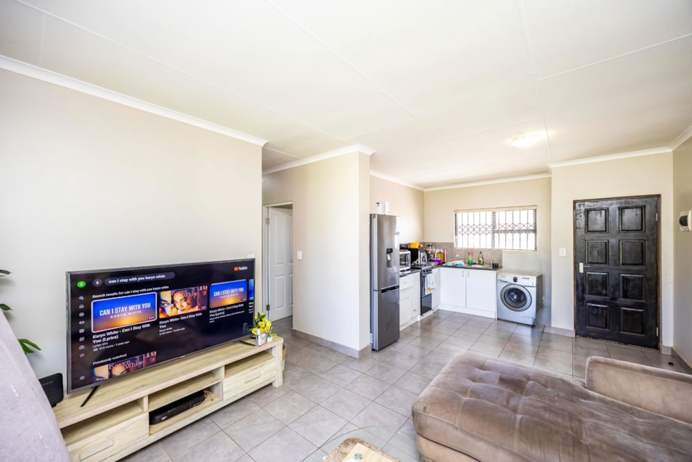 Apartment for sale in Kidds Beach - 1EZ1697864