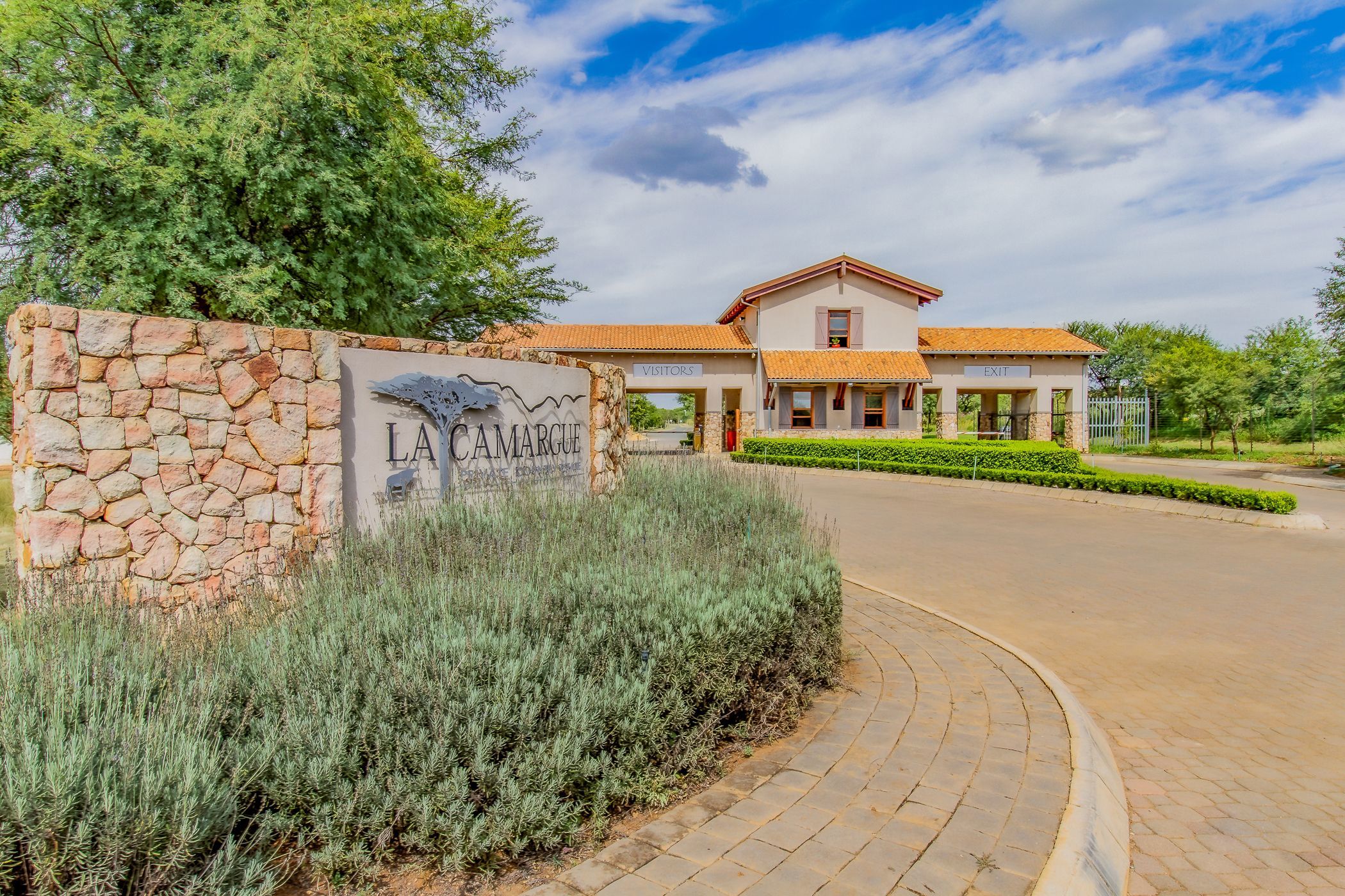 Vacant land sold in La Camargue - 1HR1697869