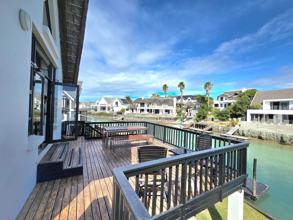 Double-storey house to rent in Canals - 1SA1698679 Double-storey house to rent in Canals - 1SA1698679