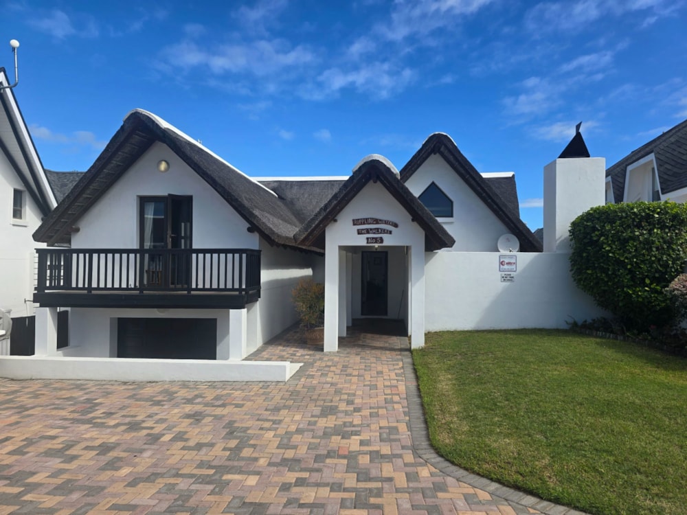 Double-storey house to rent in Canals - 1SA1698679 Double-storey house to rent in Canals - 1SA1698679