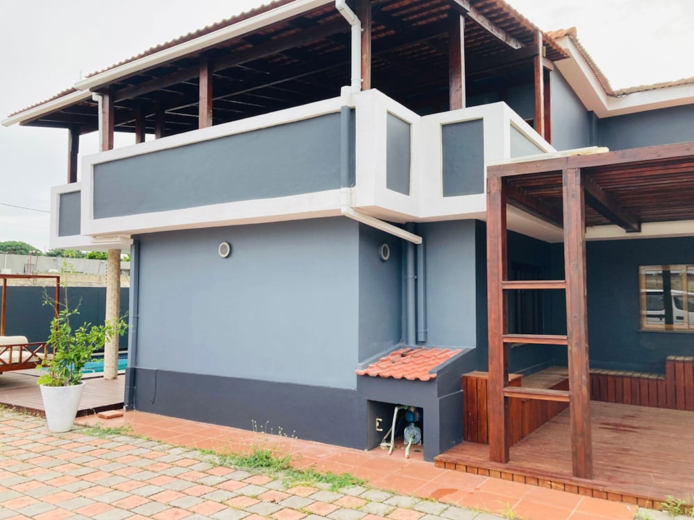 Security estate home to rent in Matola, Mozambique - 3MQ1698602 Security estate home to rent in Matola, Mozambique - 3MQ1698602