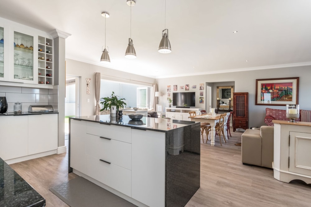 House for sale in Brackenfell South - 1BC1698068 House for sale in Brackenfell South - 1BC1698068