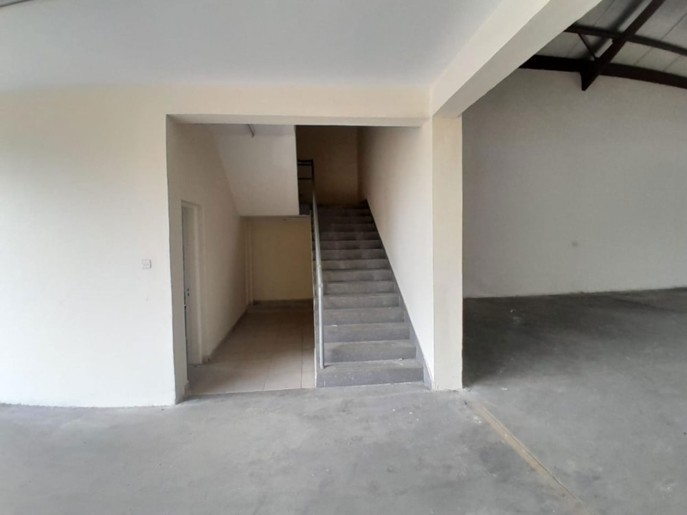 Commercial industrial property to rent in Jomo Kenyatta International Airport, JKIA, Kenya - 3KE1698002 Commercial industrial property to rent in Jomo Kenyatta International Airport, JKIA, Kenya - 3KE1698002