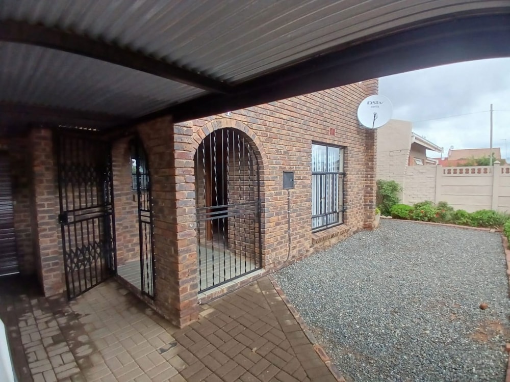 House for sale in Homevale - 1KJ1698121 House for sale in Homevale - 1KJ1698121