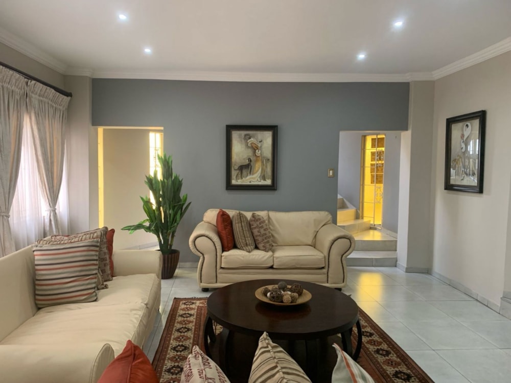 Bed & breakfast for sale in Klipfontein , Witbank, eMalahleni - 1WD1698142 Bed & breakfast for sale in Klipfontein , Witbank, eMalahleni - 1WD1698142