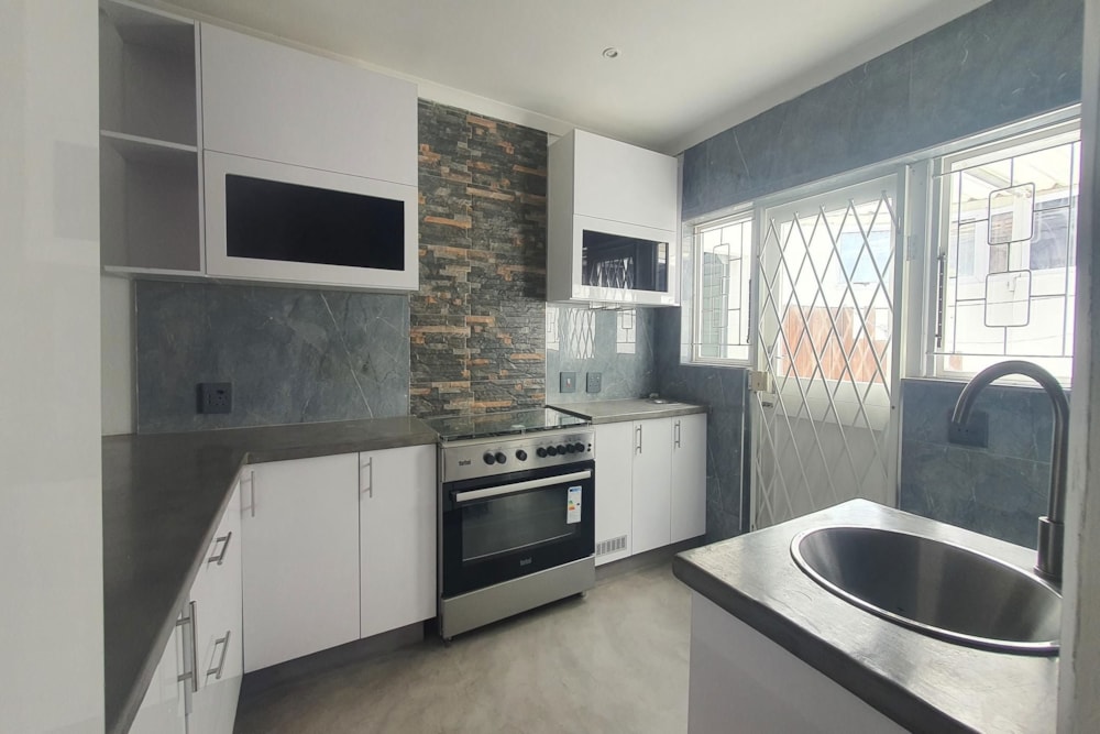 Townhouse for sale in Sherwood, Westville - 1WP1698195 Townhouse for sale in Sherwood, Westville - 1WP1698195