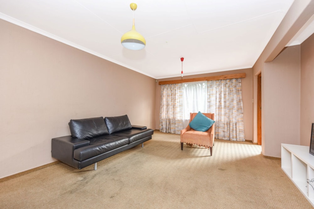 Apartment for sale in Sunninghill Gardens - FW1712404 Apartment for sale in Sunninghill Gardens - FW1712404