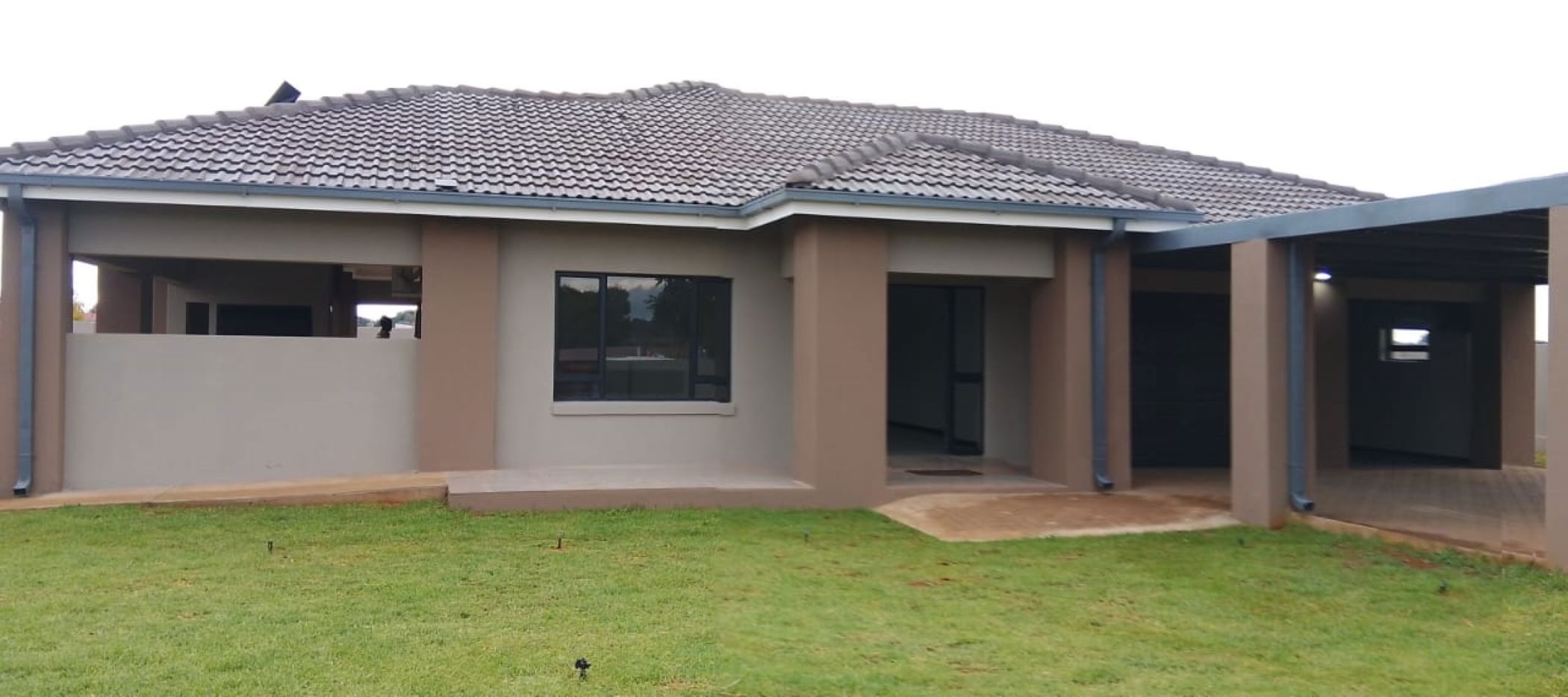 House sold in Vryburg - 1RN1698283