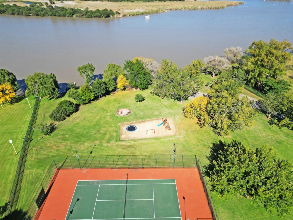 Townhouse for sale in Vaalview - 1VT1698325