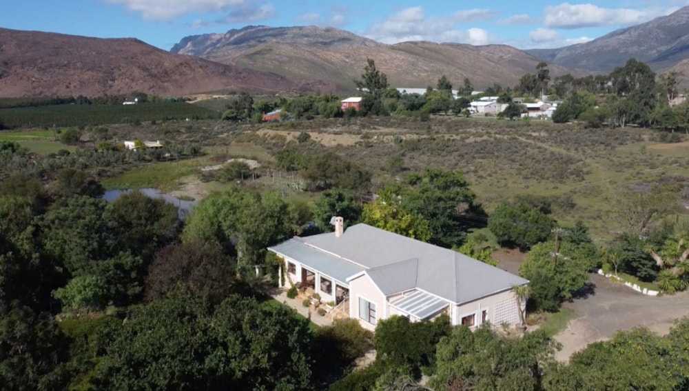 Mixed use farm for sale in Barrydale - 1SR1698347