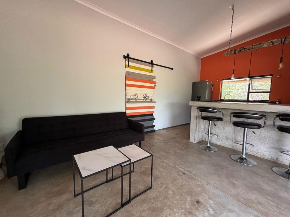 House let in Hoedspruit Wildlife Estate - 1HS1698374 House let in Hoedspruit Wildlife Estate - 1HS1698374