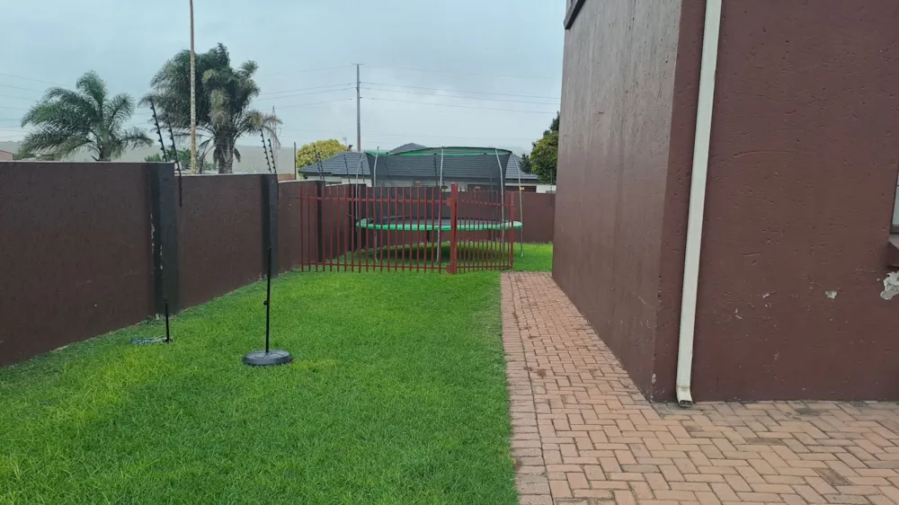 Double-storey house for sale in Aerorand - 1MD1698488