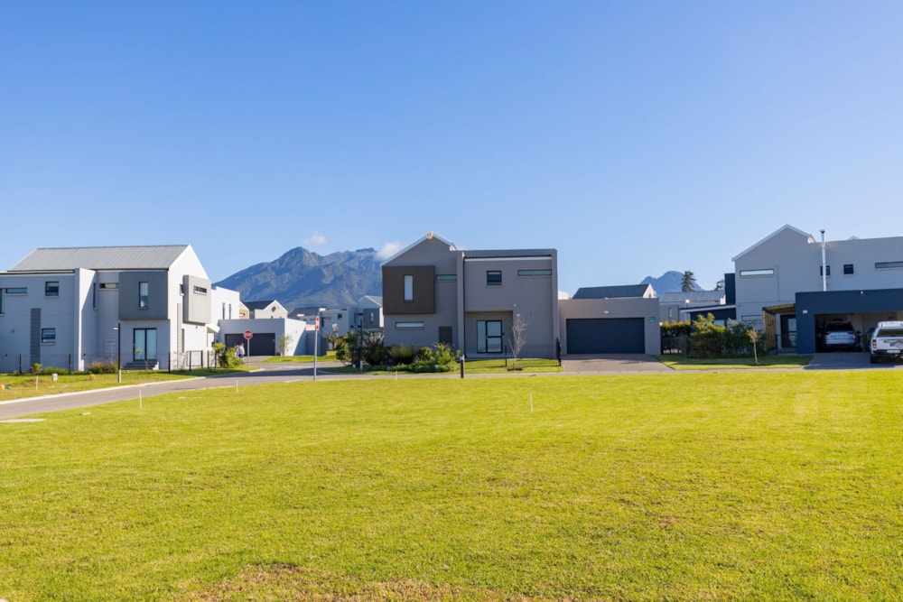 Single-storey house for sale in Kraaibosch Park - GEO1698787 Single-storey house for sale in Kraaibosch Park - GEO1698787