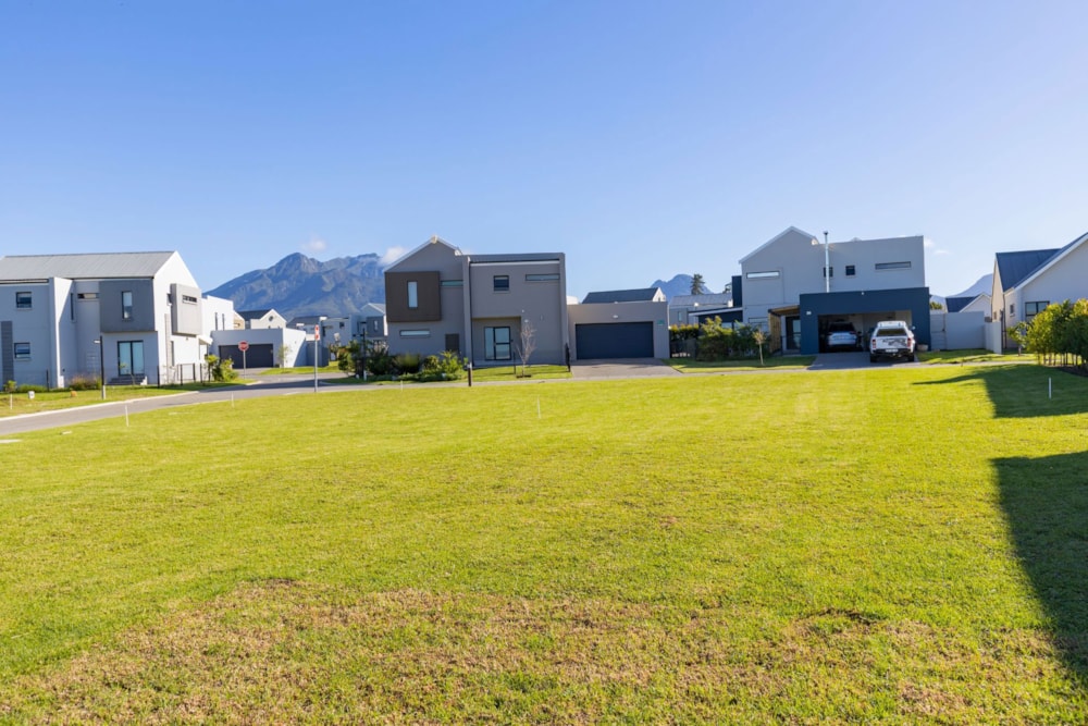 Single-storey house for sale in Kraaibosch Park - GEO1698787 Single-storey house for sale in Kraaibosch Park - GEO1698787