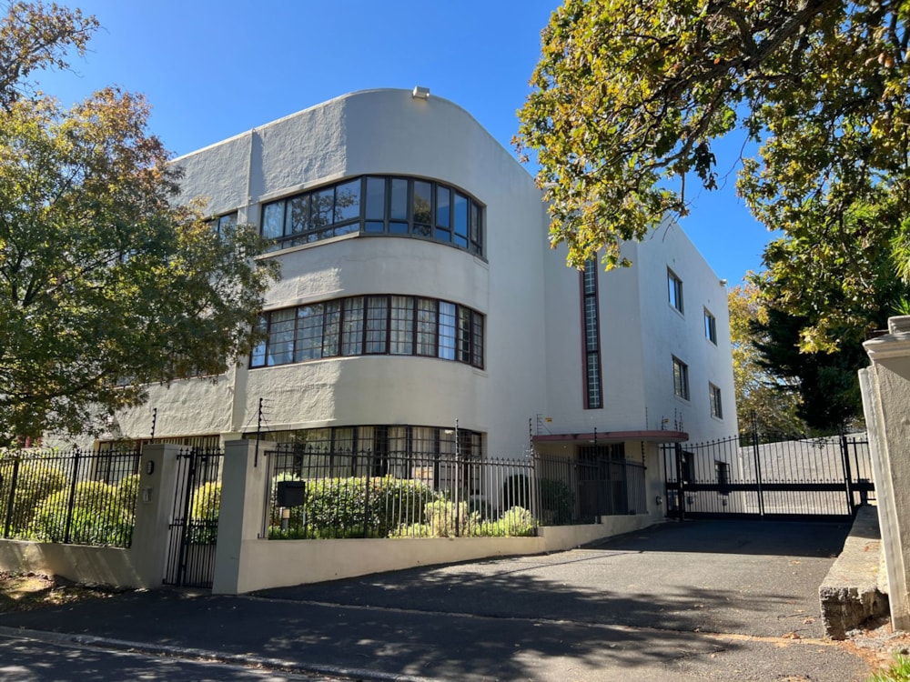 Apartment to rent in Kenilworth, Cape Town - RBL1725258