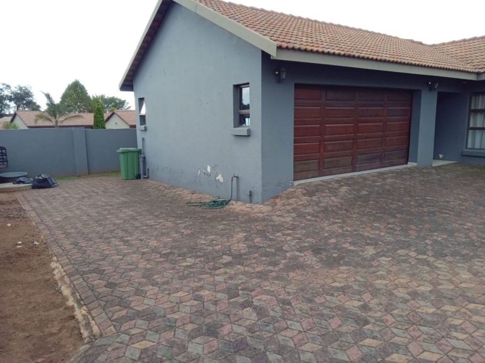 Security complex home for sale in Ben Fleur - 1WD1698502