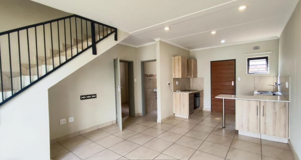 Double-storey house for sale in Albertsdal - 1GV1698703