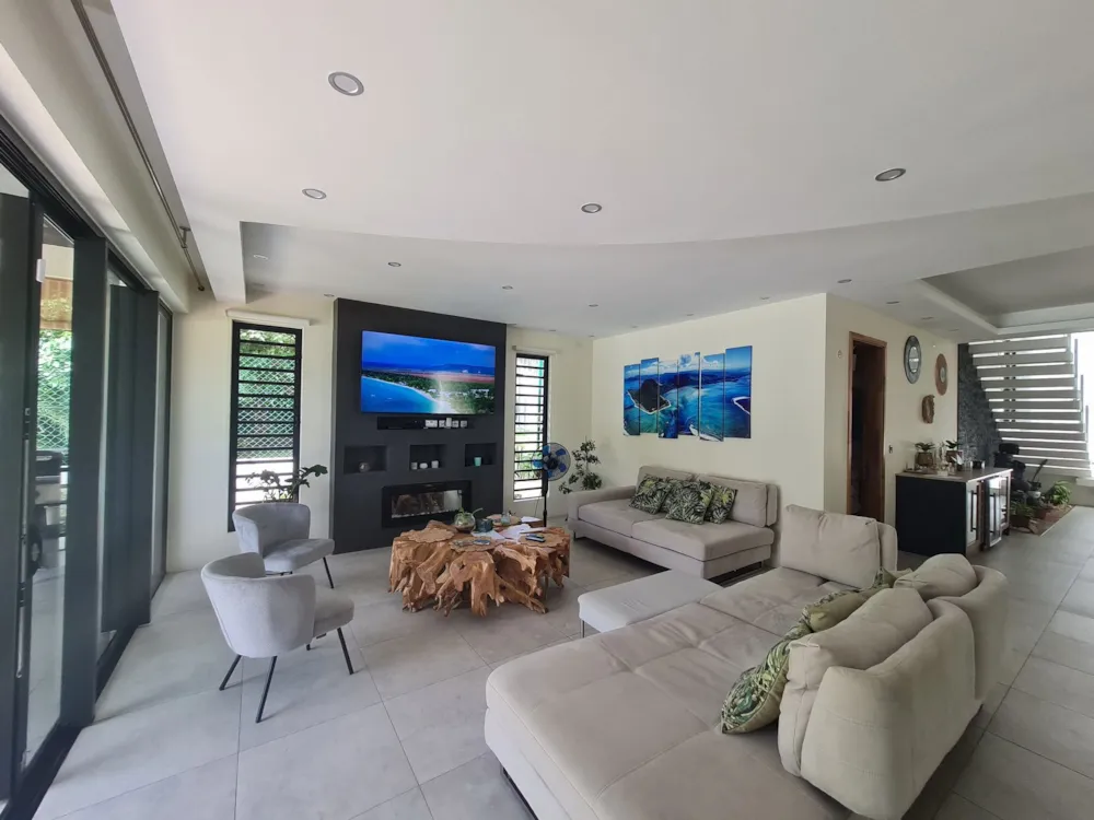 House for sale in La Gaulette, Mauritius - MUR1698862 House for sale in La Gaulette, Mauritius - MUR1698862
