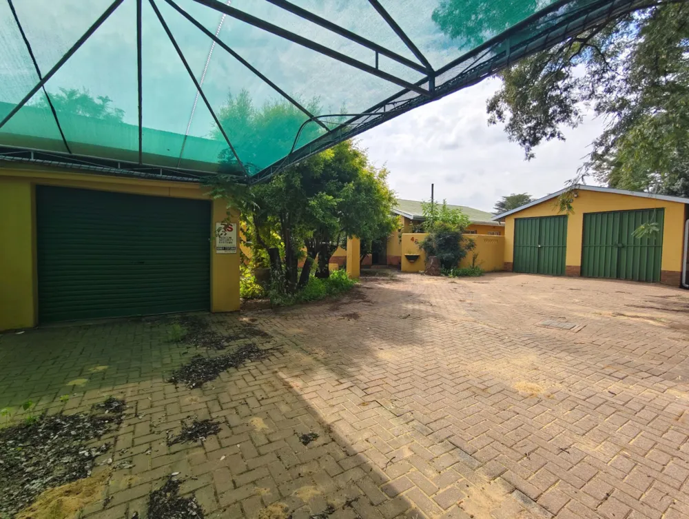House for sale in  Vanderbijlpark SW 5 - 1VT1698636