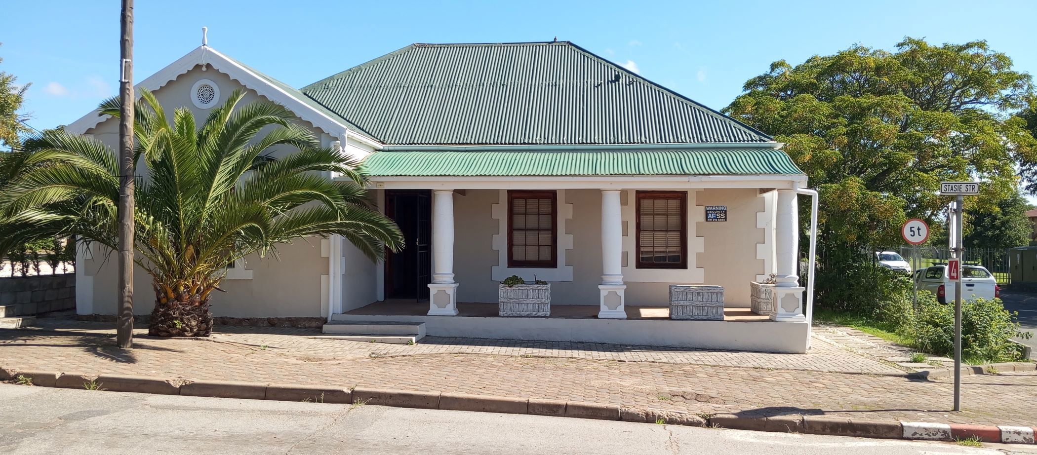 House for sale in Albertinia - 1SR1698705