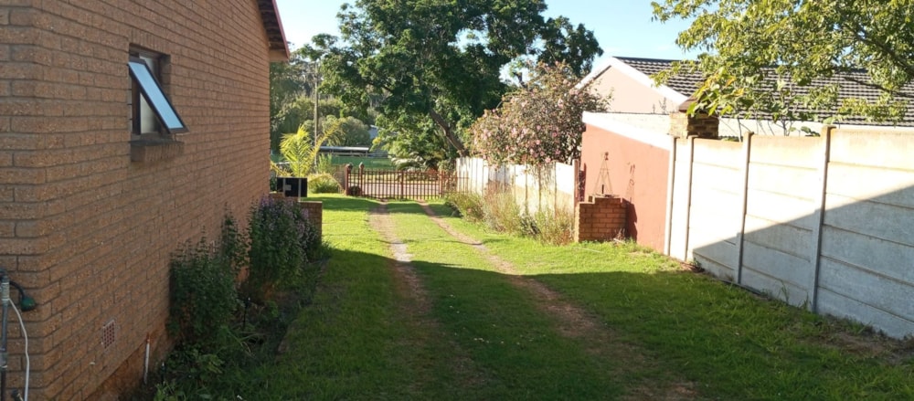 House for sale in Albertinia - 1SR1698819